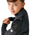 Mittelgrau-Schwarz - Pack Shot - Regatta - "Highton III" Fleecejacke für Kinder