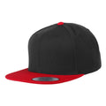 Schwarz-Rot - Front - Yupoong Flexfit Unisex Baseball Kappe Klassik