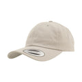 Steinfarben - Front - Yupoong Flexfit 6 Panel Baseball Kappe mit Schnalle