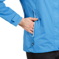 Blau - Close up - Trespass Damen Jacke Review, wasserfest