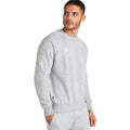 Grau meliert-Weiß - Pack Shot - Umbro - "Club Leisure" Sweatshirt für Herren